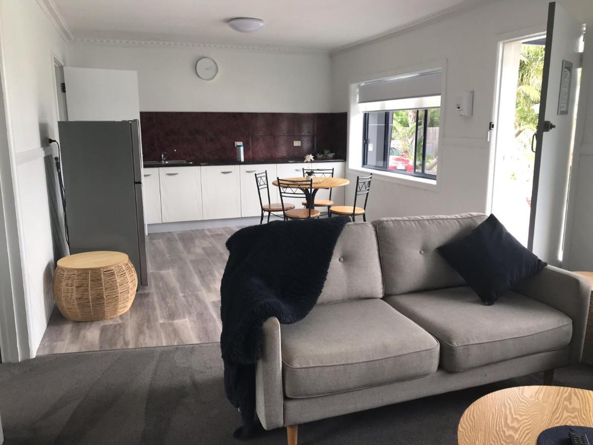 Georges Bay Apartments Сейнт Хелънс Екстериор снимка