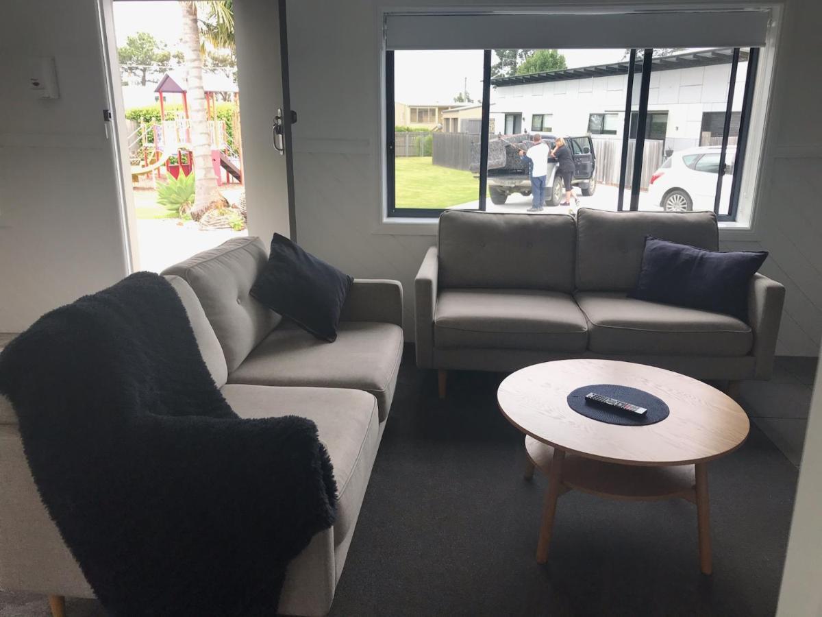 Georges Bay Apartments Сейнт Хелънс Екстериор снимка