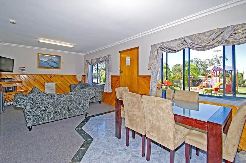 Georges Bay Apartments Сейнт Хелънс Екстериор снимка