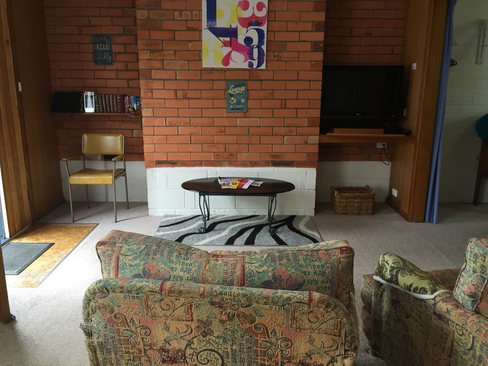 Georges Bay Apartments Сейнт Хелънс Екстериор снимка