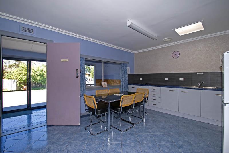 Georges Bay Apartments Сейнт Хелънс Екстериор снимка